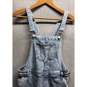 Old Navy Women’s Denim Overall Size 16 Light Wash Pink Thread